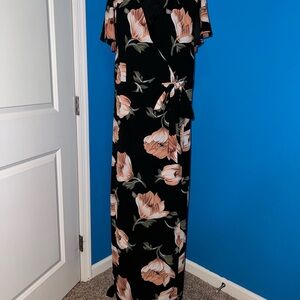 Black and Pink V-Neck Long Sleeve dress